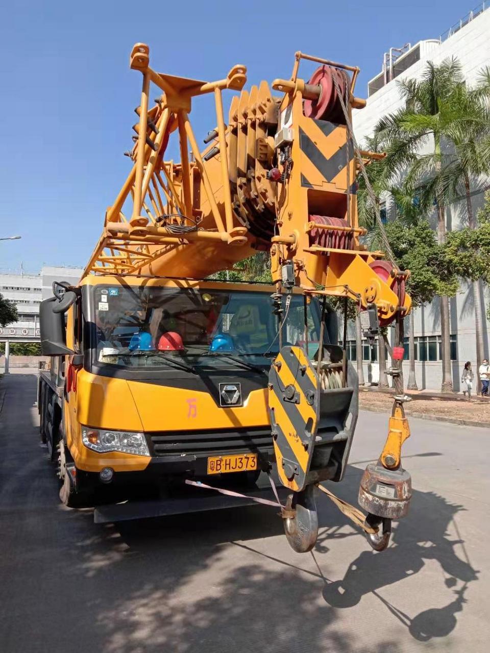 福田出名的吊车出租目前什么价格?筒子帮回复下